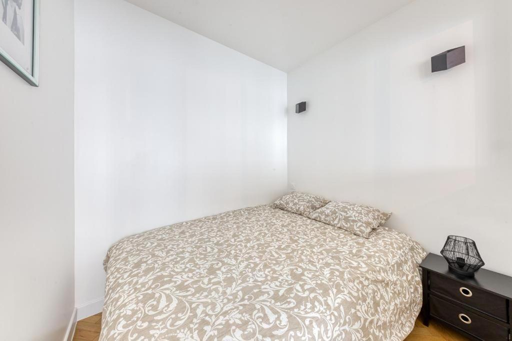 L'Appartement D'Art Et De Lumiere Clichy Dış mekan fotoğraf